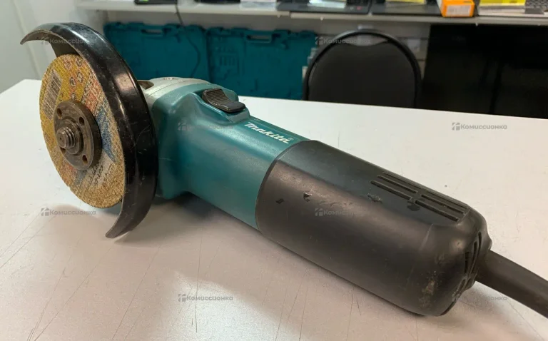 УШМ makita 9555HN