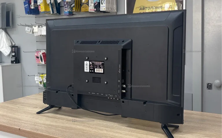 Телевизор HI VHIX-32F219MSY.