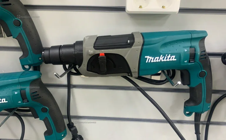 Перфоратор Makita HR2470(реп)