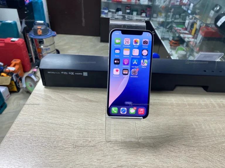 Apple 12 64 ГБ