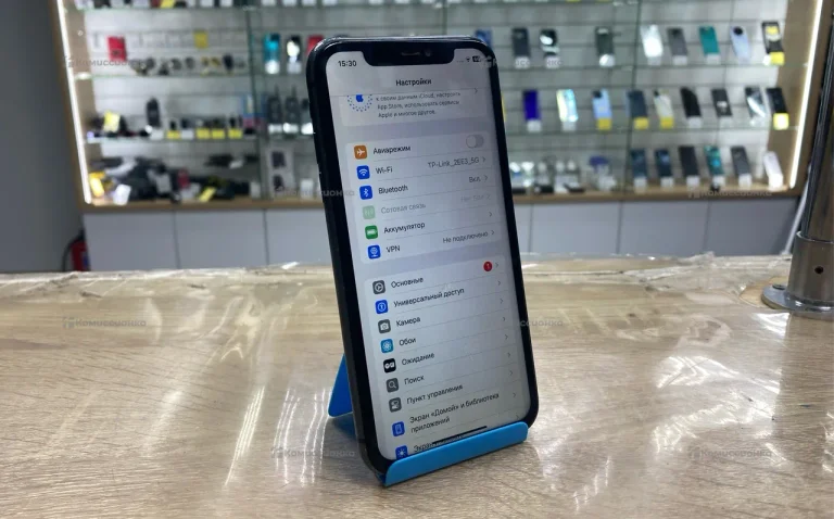 Apple iPhone 11 4/128 ГБ