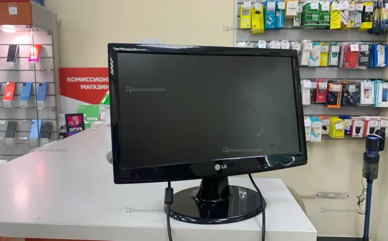 Монитор LG Flatron W1943SS