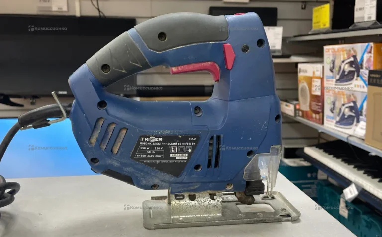 лобзик электрический 20041 65мм 550Вт