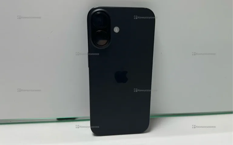 Apple iPhone 16 8/128 ГБ