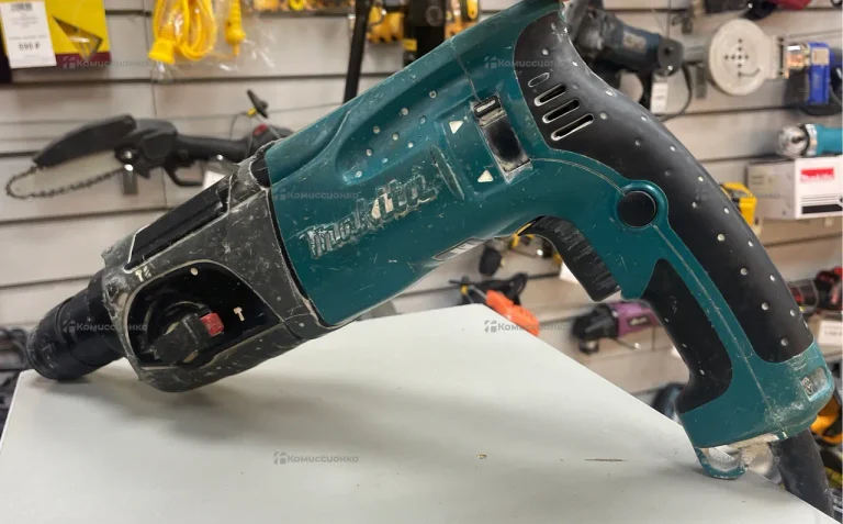 Перфоратор makita HR2470