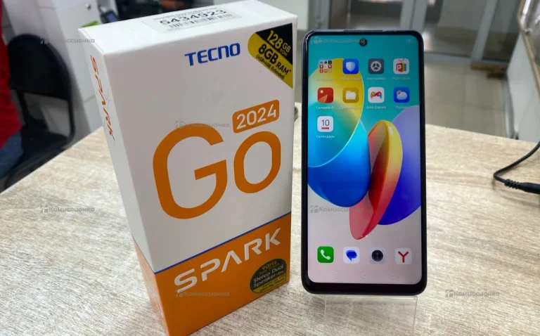 Tecno Spark Go 2024 3/64 Гб