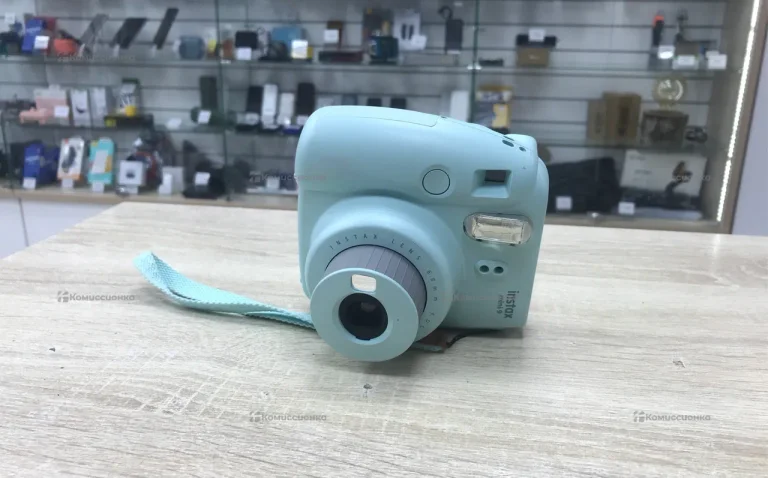 Фотоаппарат Instax Mini 9