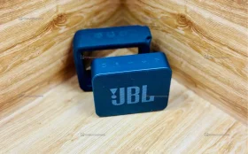 Колонка  JBL GO Essentinal
