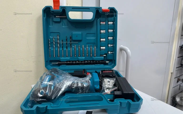 Дрель-шуруповерт аккумуляторная Makita DF331S