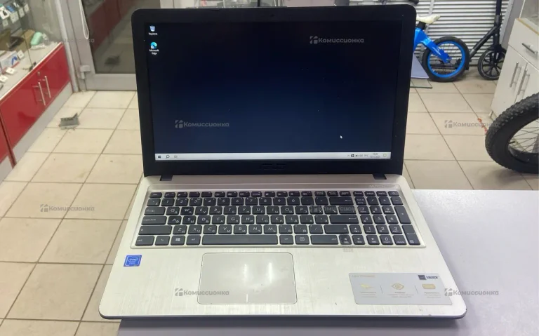 Ноутбук  ASUs