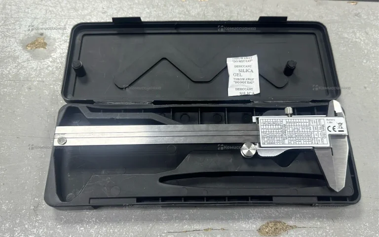 Цифровой штангенциркуль QST 0.01-150mm