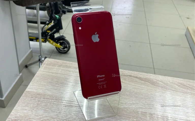 Apple iPhone XR 3/64 ГБ