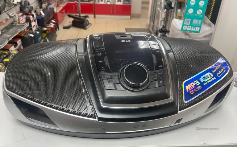 Музыкальный центр LG