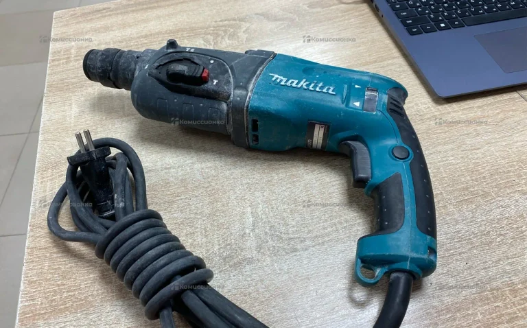 Перфоратор Makita 2470HR
