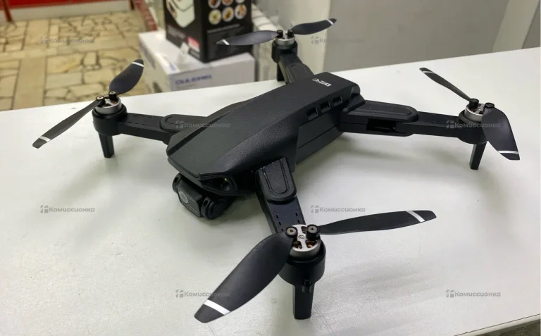 Квадрокоптер LYZRC L900 Pro Se