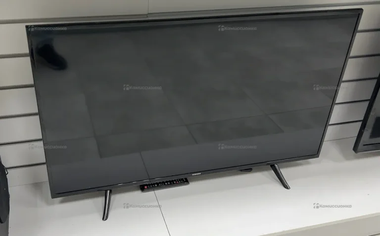 Телевизор Samsung UE43J5202AU