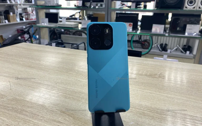 Tecno Spark 20 4/128 ГБ