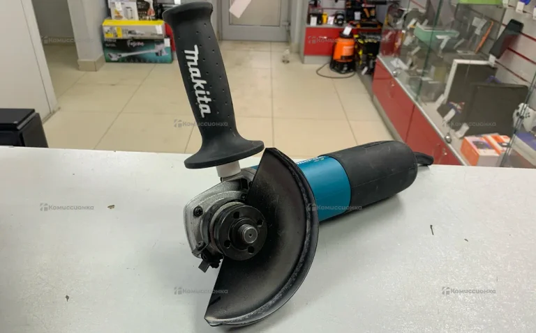 УШМ Makita 9558 (реплика)