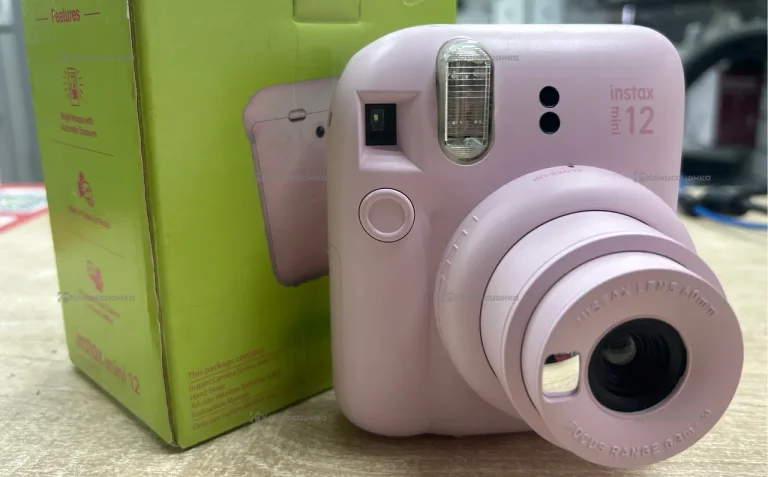 Фотоаппарат  instax mini 12