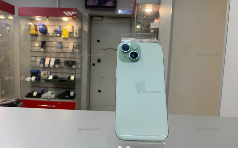 Apple iPhone 15 6/128 ГБ