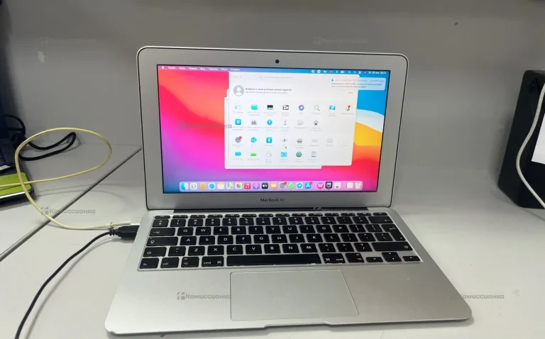 Ноутбук MacBook Air A-1465
