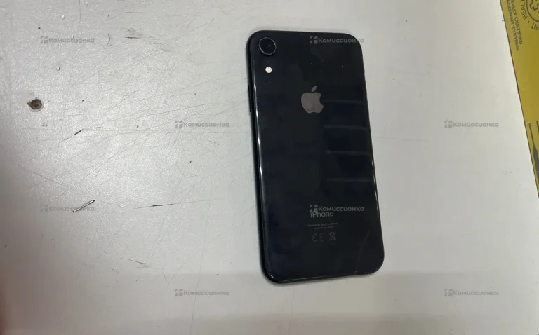 Apple iPhone XR 3/64 ГБ