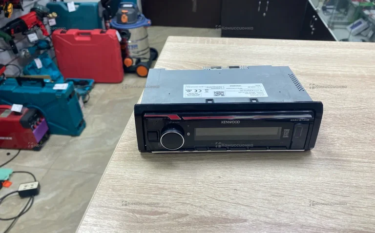 Автомагнитола  kenwood