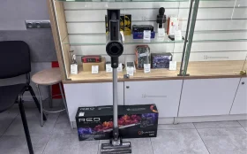 Вертикальный аккумуляторный Пылесос red solution v