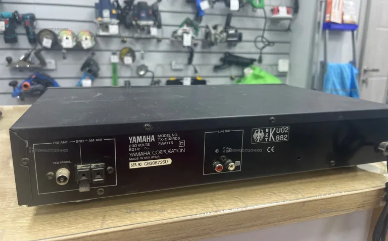 Стерео тюнер Yamaha TX-592 RDS