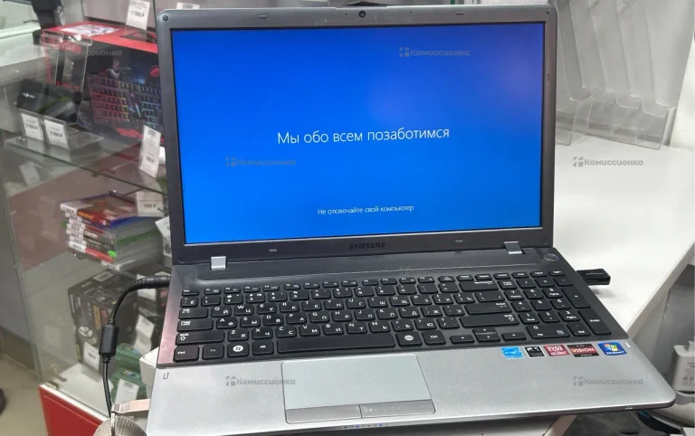 Ноутбук  samsung