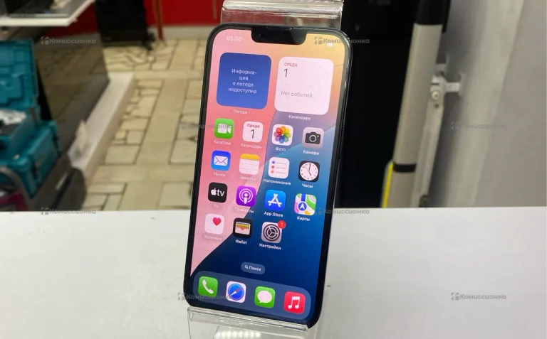 Apple iPhone 16e 8/128 ГБ