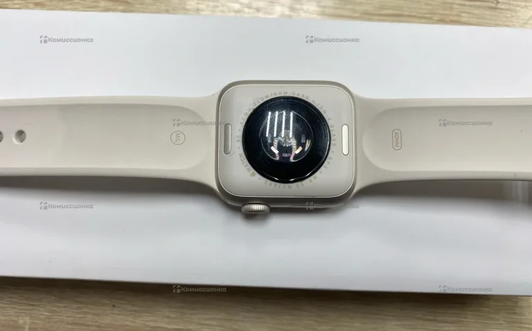 Часы  Apple Watch SE 2