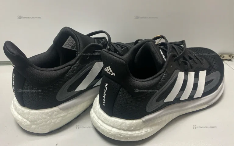 Кроссовки Adidas 40p