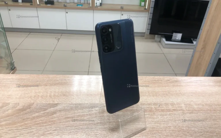 Tecno Spark 8C 4/64 ГБ