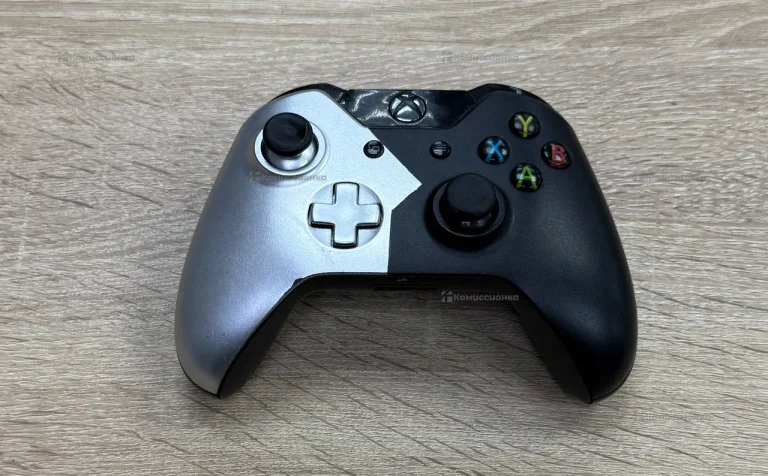 Xbox One S Джойстик