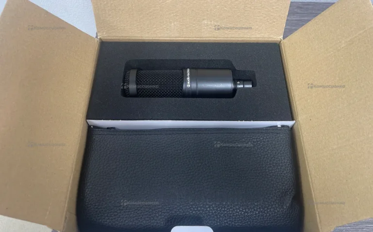 Микрофон Audio technica AT2020