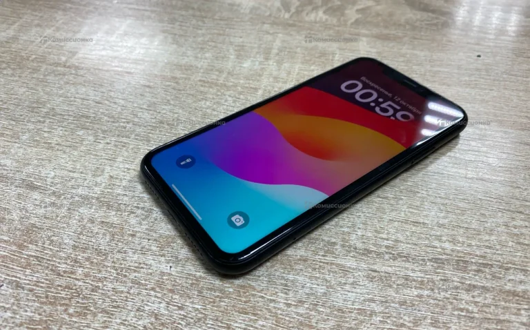 Apple iPhone XR 3/64 ГБ