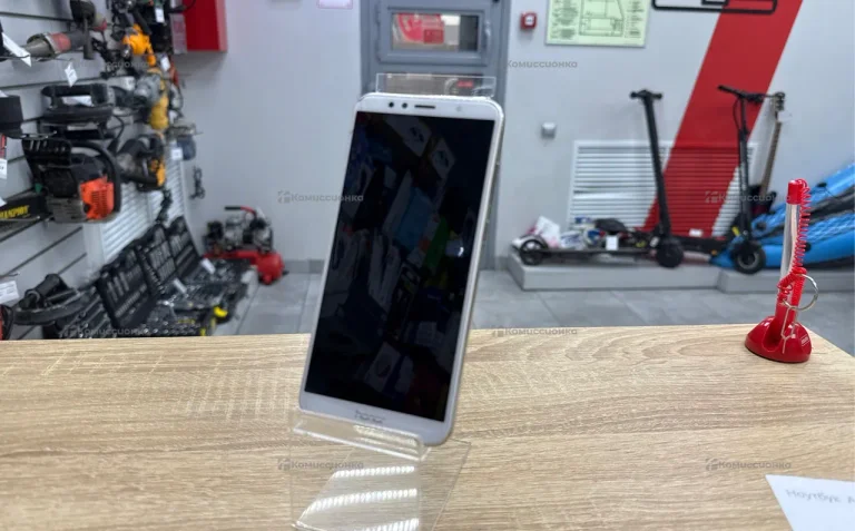 Honor 7C 4/64 ГБ