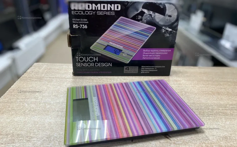 Кухонные весы Redmond RS-736