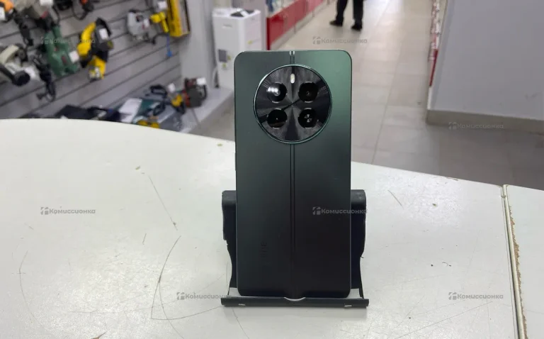 Realme 12 8/256 ГБ