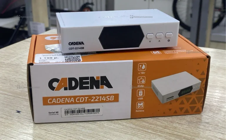 Цифровой эфирный приемник Cadena CDT-2214sb