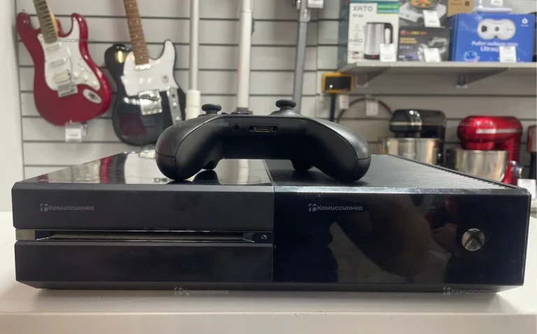 Приставка Xbox One 500 GB