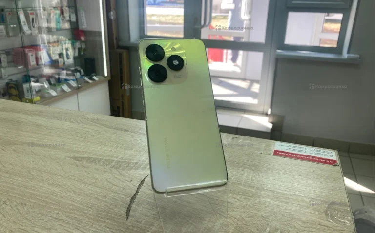 Tecno Spark 20C 4/128 ГБ