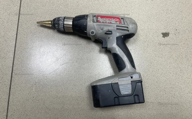 да- 183 шуруповерт
