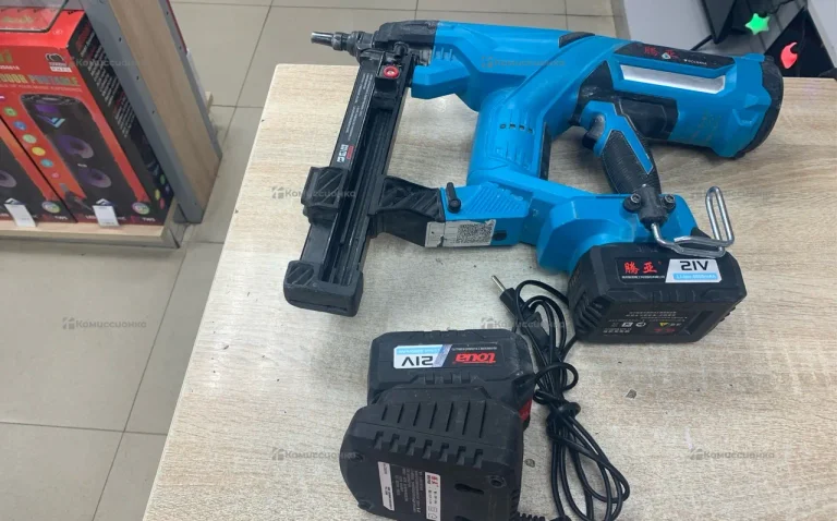 Монтажный пистолет TOUA DCCN40A