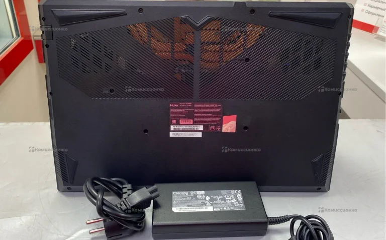 Ноутбук  HAIER GG1505A