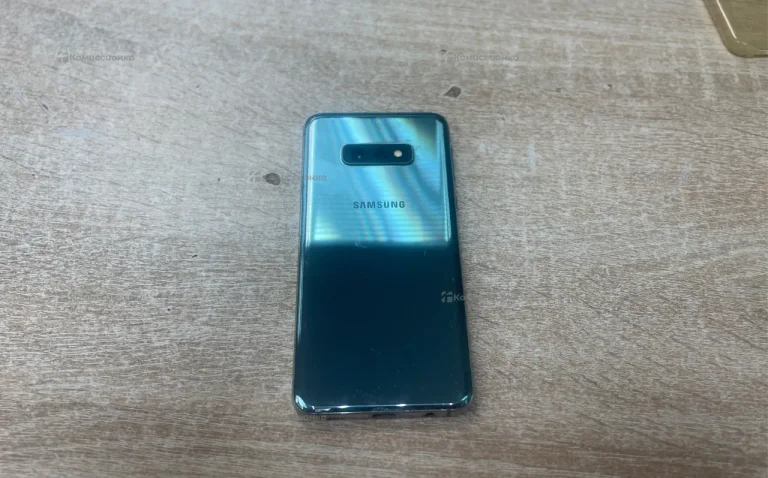 Samsung Galaxy S10e 6/128 ГБ