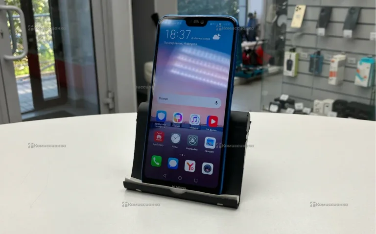 Huawei P20 Lite 4/64 ГБ.