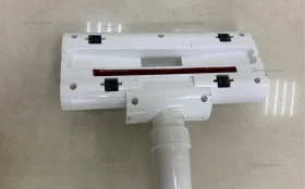 Пылесос ручной белый