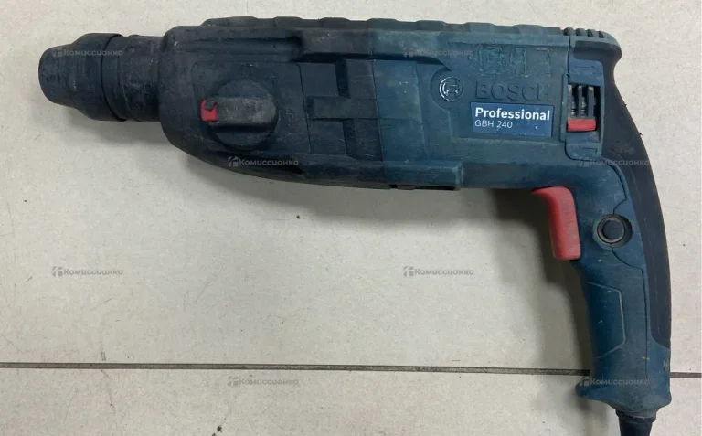 Перфоратор Bosch GBH 240